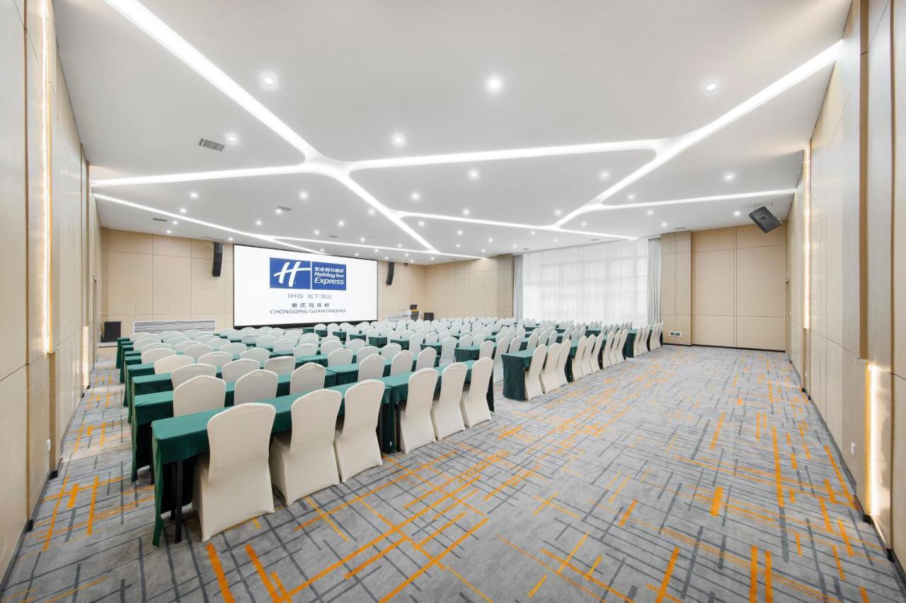 Holiday Inn Express Chongqing Guanyinqiao By Ihg Екстер'єр фото