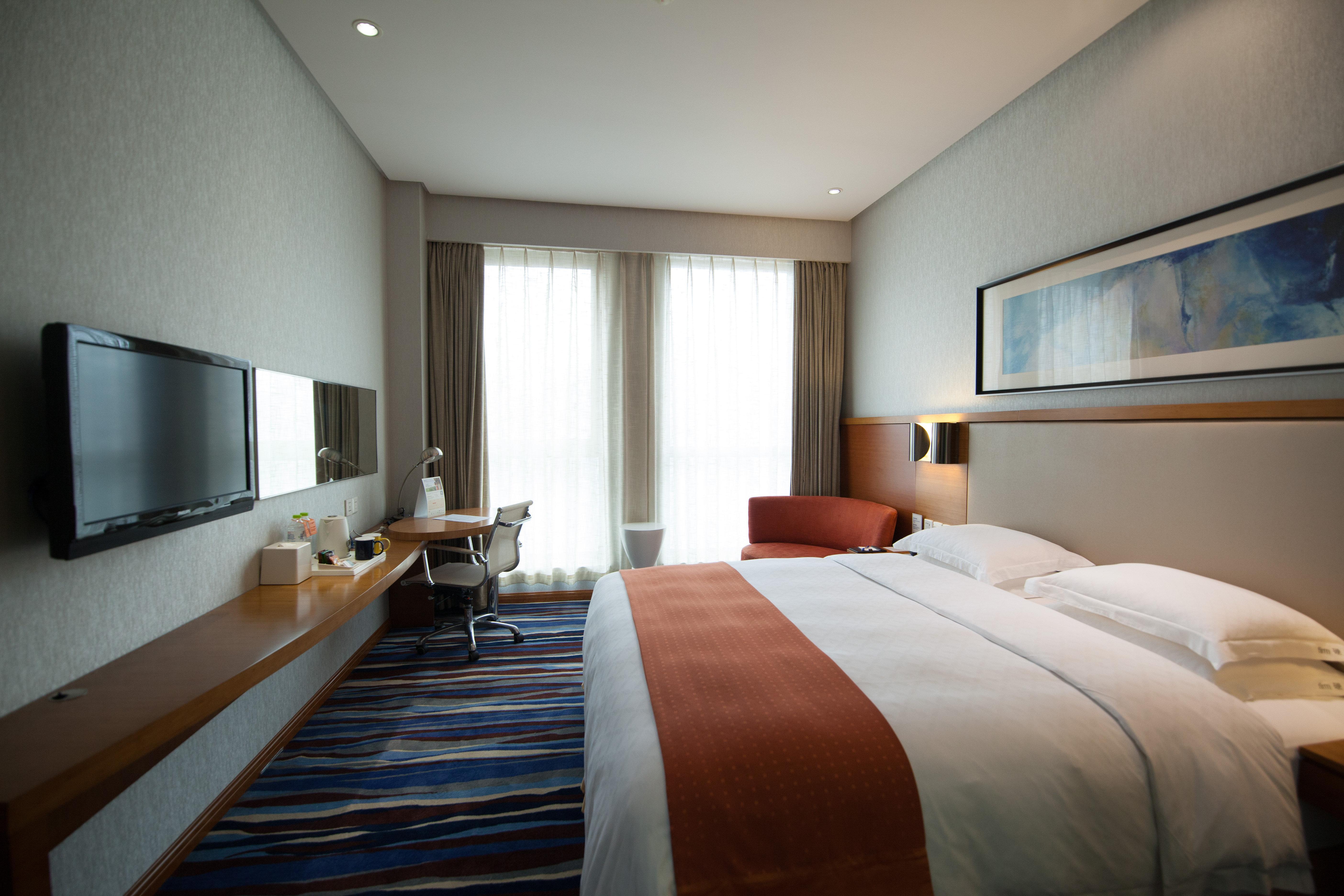 Holiday Inn Express Chongqing Guanyinqiao By Ihg Екстер'єр фото